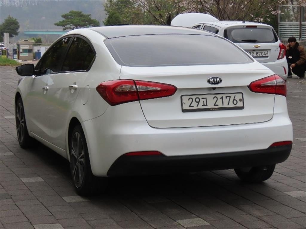 KIA K3 - Vista 7