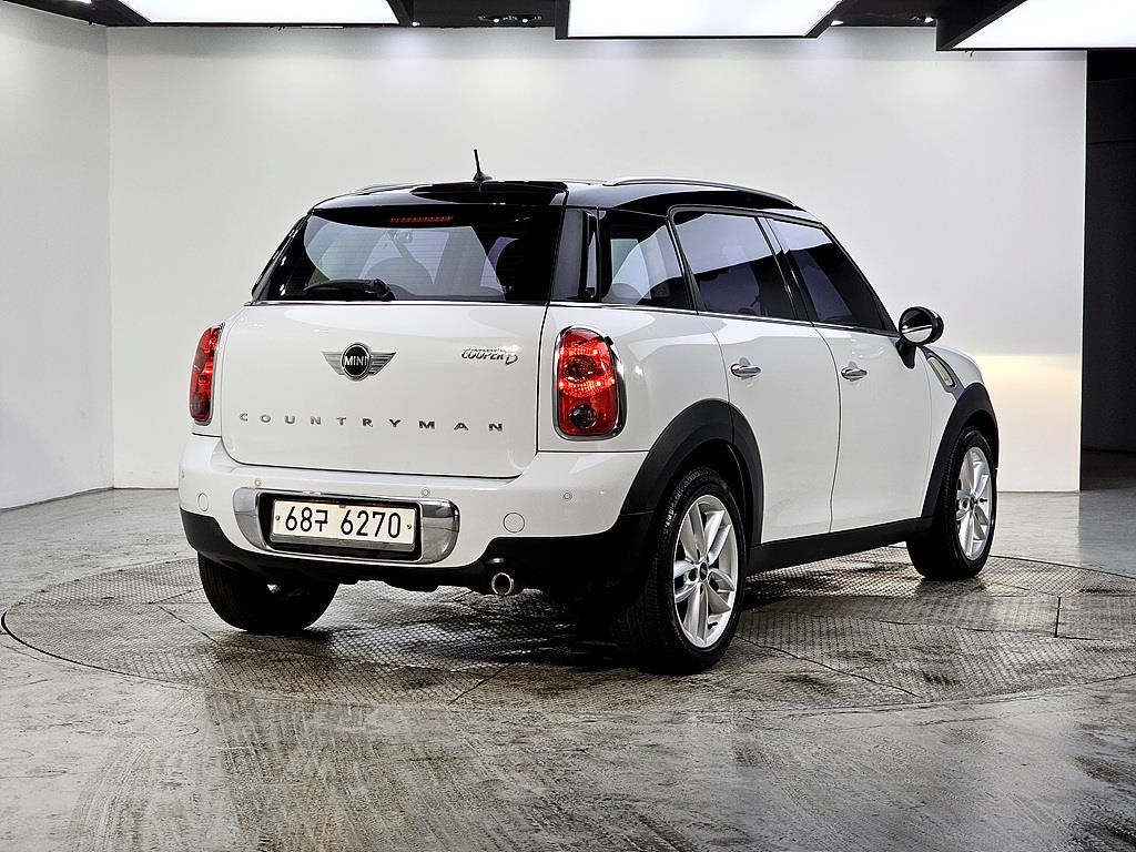 Mini Countryman - Vista 4
