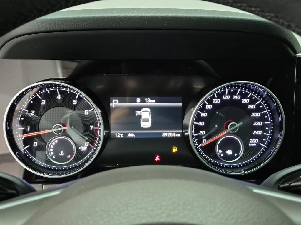 HYUNDAI Grandeur - Vista 6