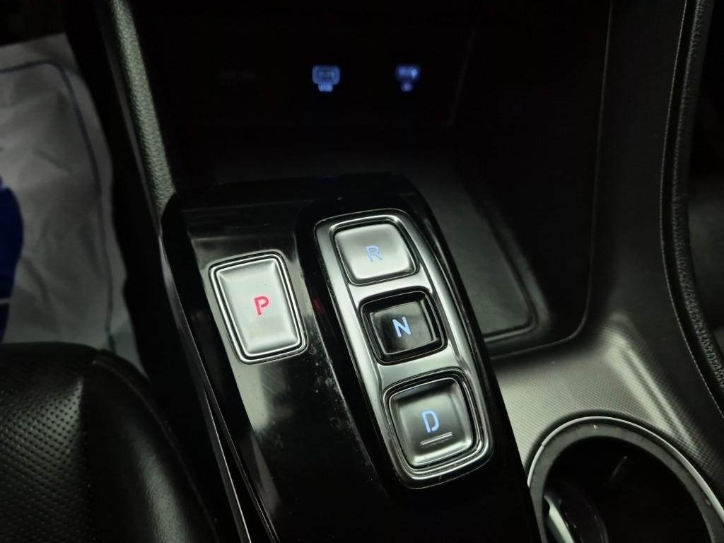 HYUNDAI Sonata - Vista 8