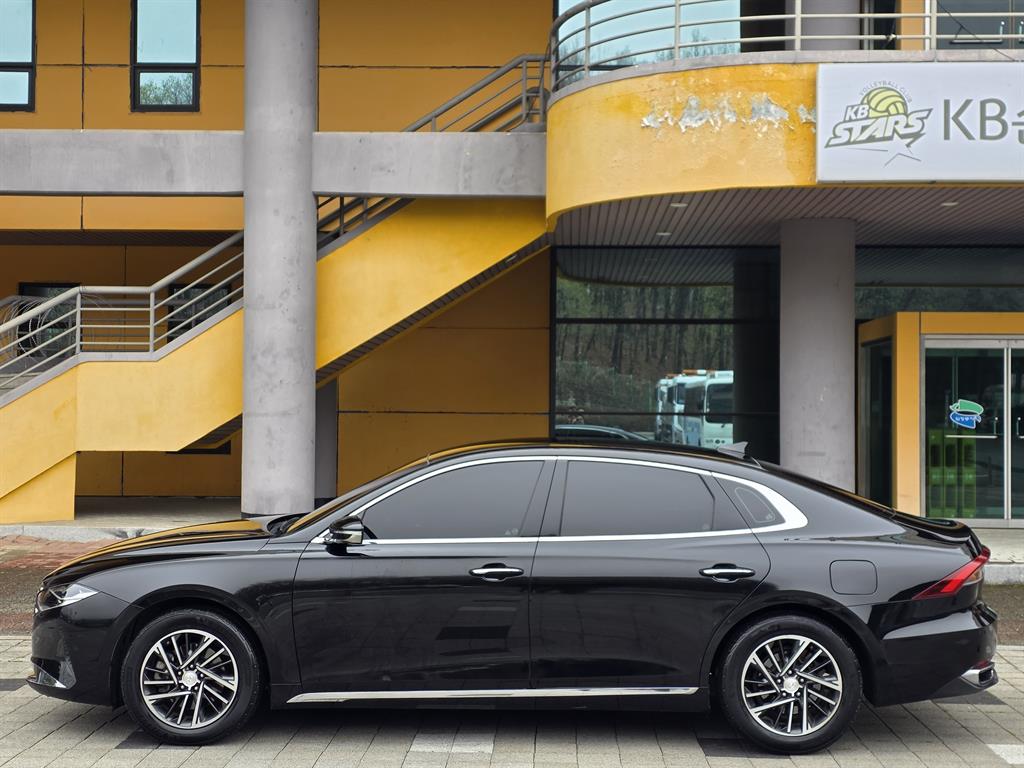 HYUNDAI Grandeur - Vista 4