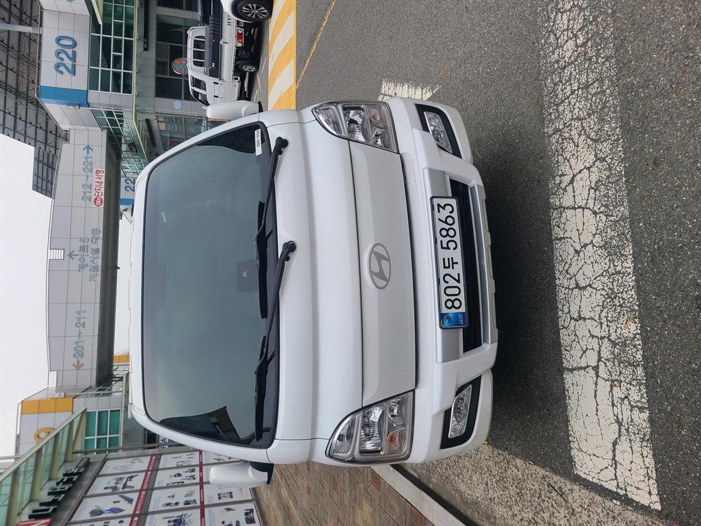 Small Truck Cargo (small) 2024 Blanco - Importación desde Corea - HF Imports Iquique - Foto 1