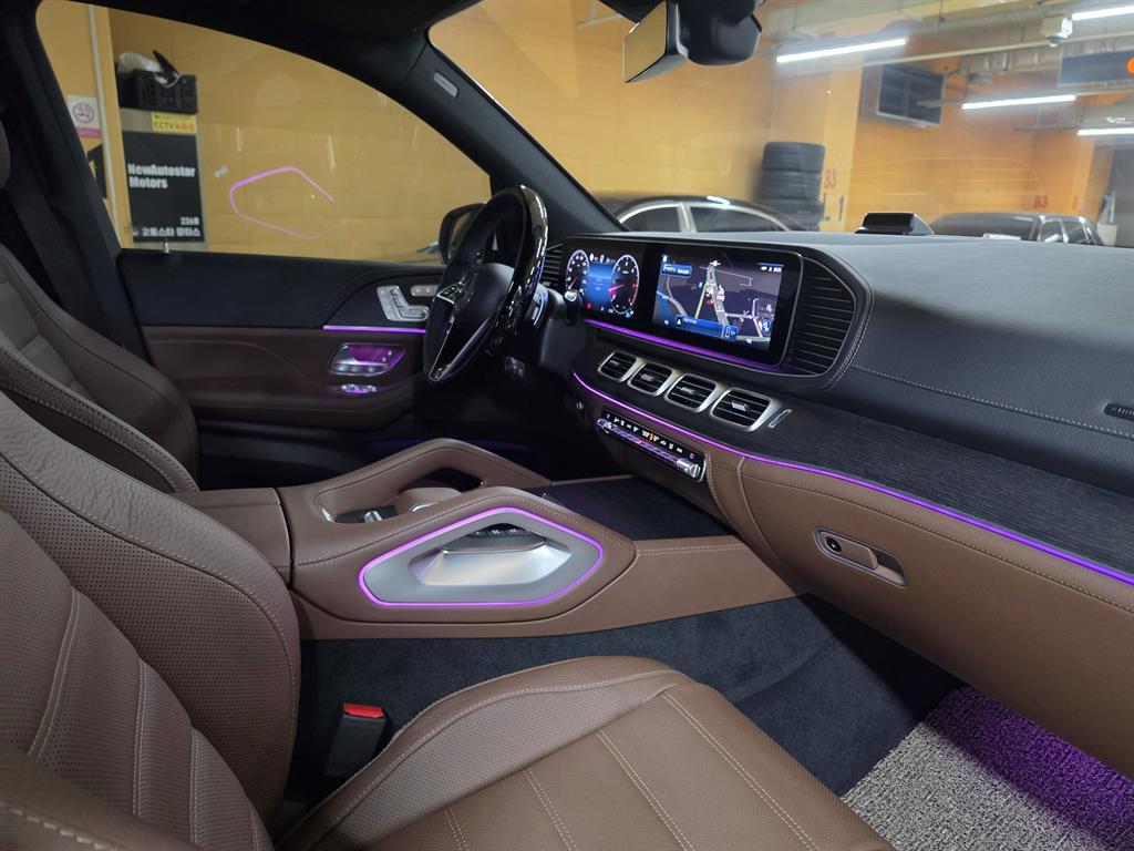 Mercedes Benz GLS Class - Vista 5