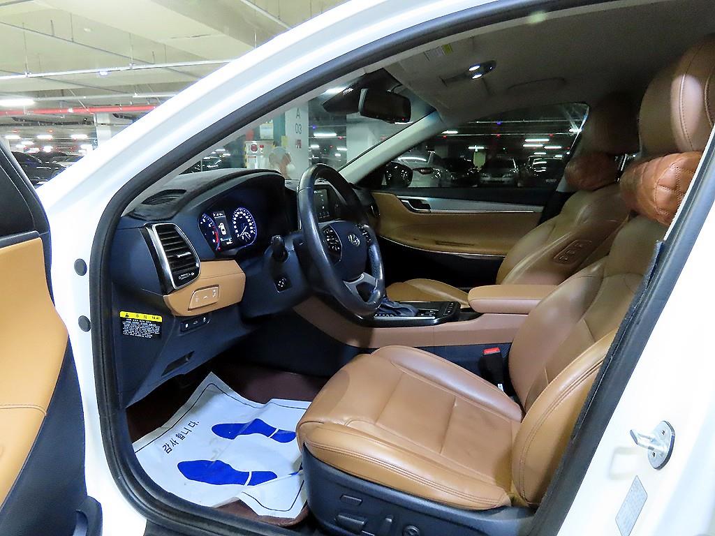 HYUNDAI Grandeur - Vista 6