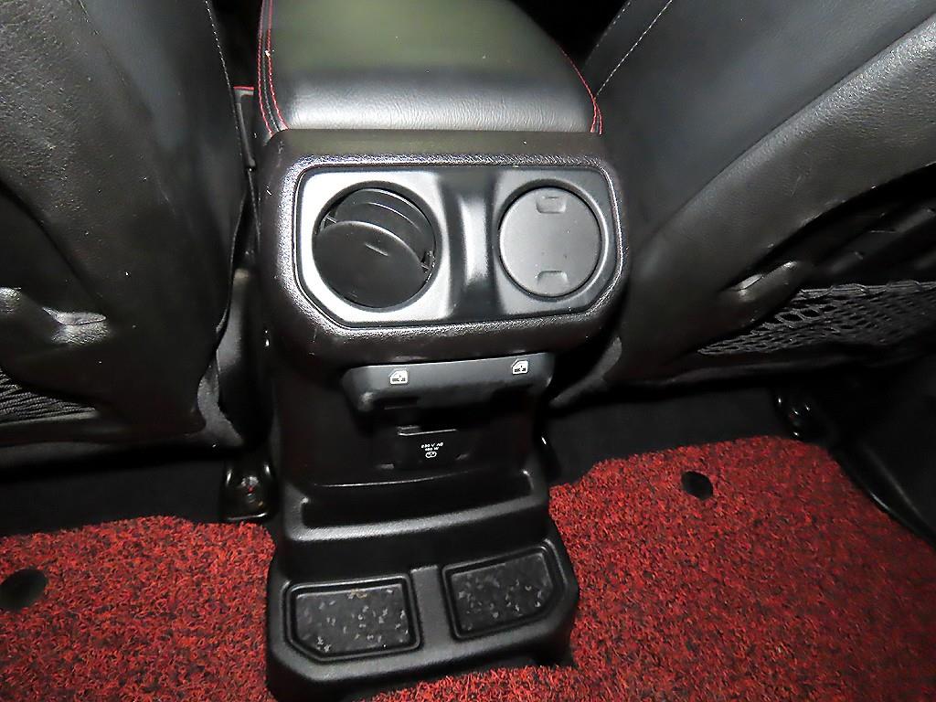 Jeep Wrangler 2018 Rojo - Importación desde Corea - HF Imports Iquique - Foto 16