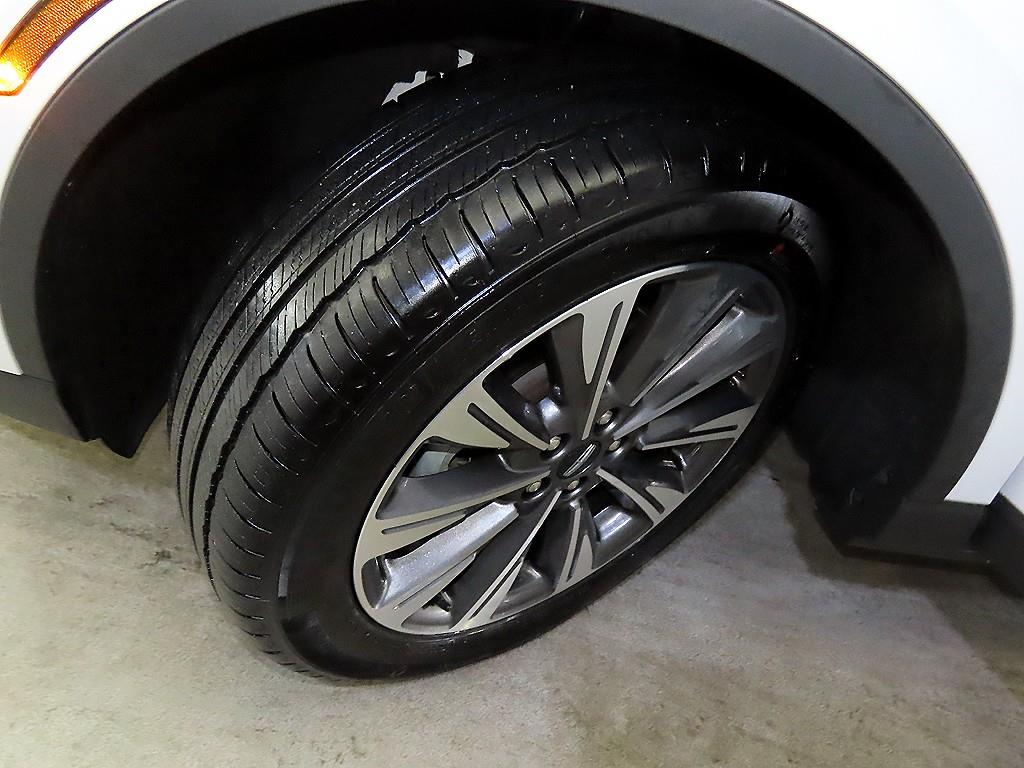 Lincoln Corsair 2022 Blanco - Importación desde Corea - HF Imports Iquique - Foto 20