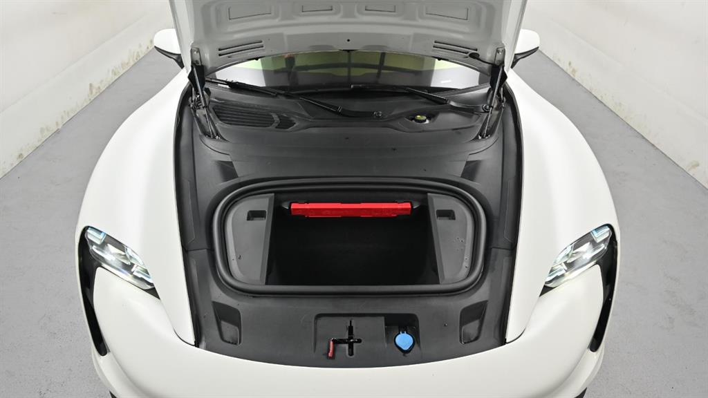 Porsche Taycan - Vista 7