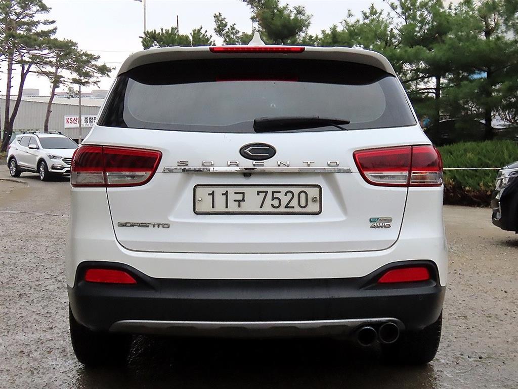 KIA Sorento - Vista 4