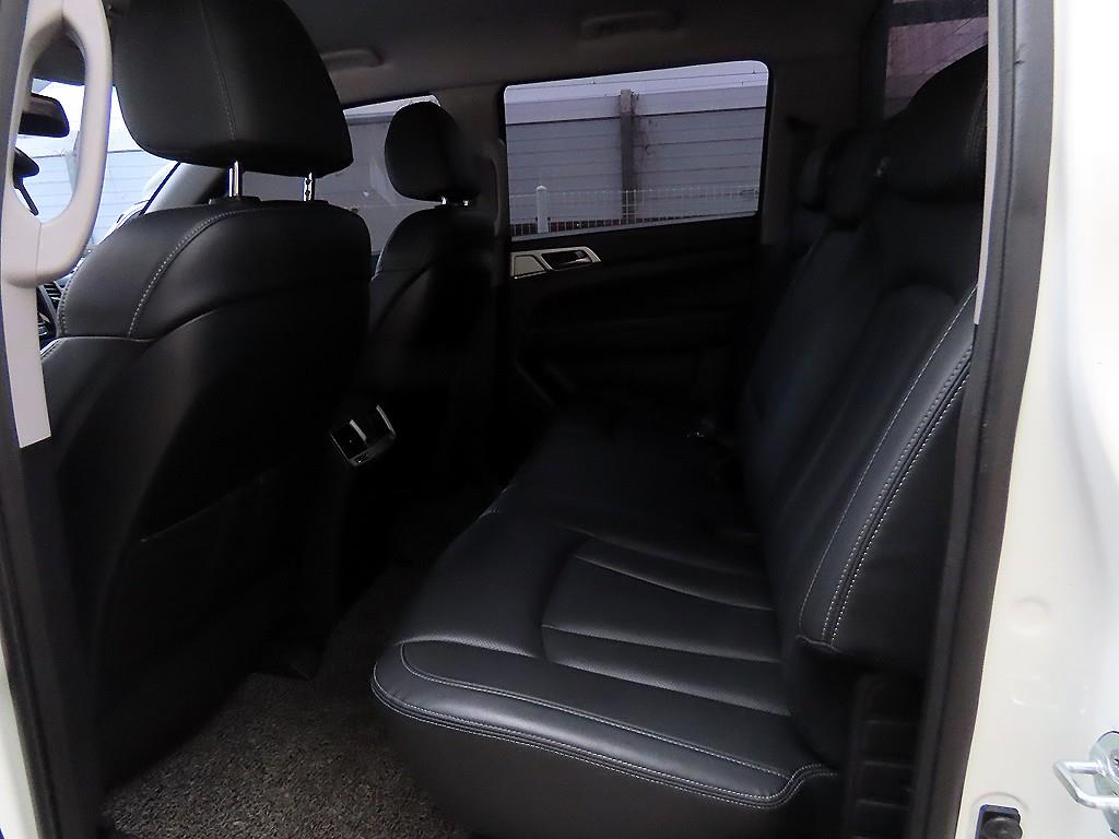 Ssangyong Rexton - Vista 6