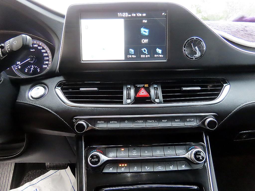 HYUNDAI Grandeur 2018 Negro - Importación desde Corea - HF Imports Iquique - Foto 13