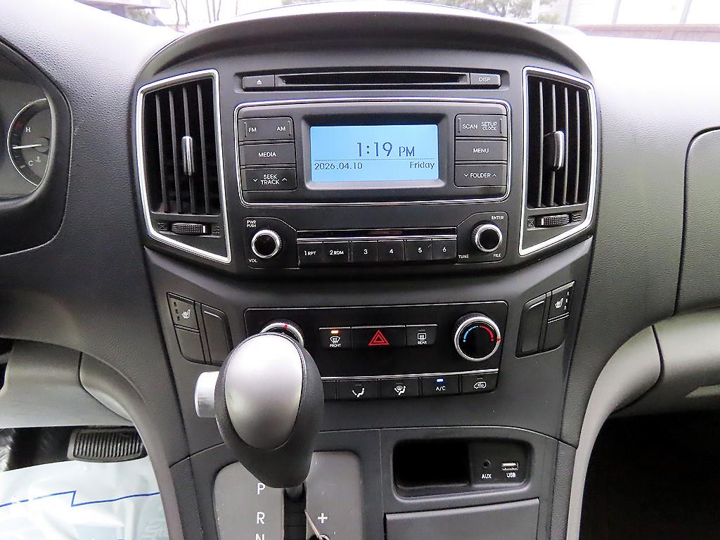 HYUNDAI Starex 2017 Gris - Importación desde Corea - HF Imports Iquique - Foto 14
