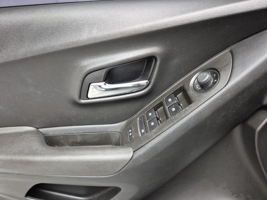 Chevrolet Trax 2017 Blanco - Importación desde Corea - HF Imports Iquique - Foto 16