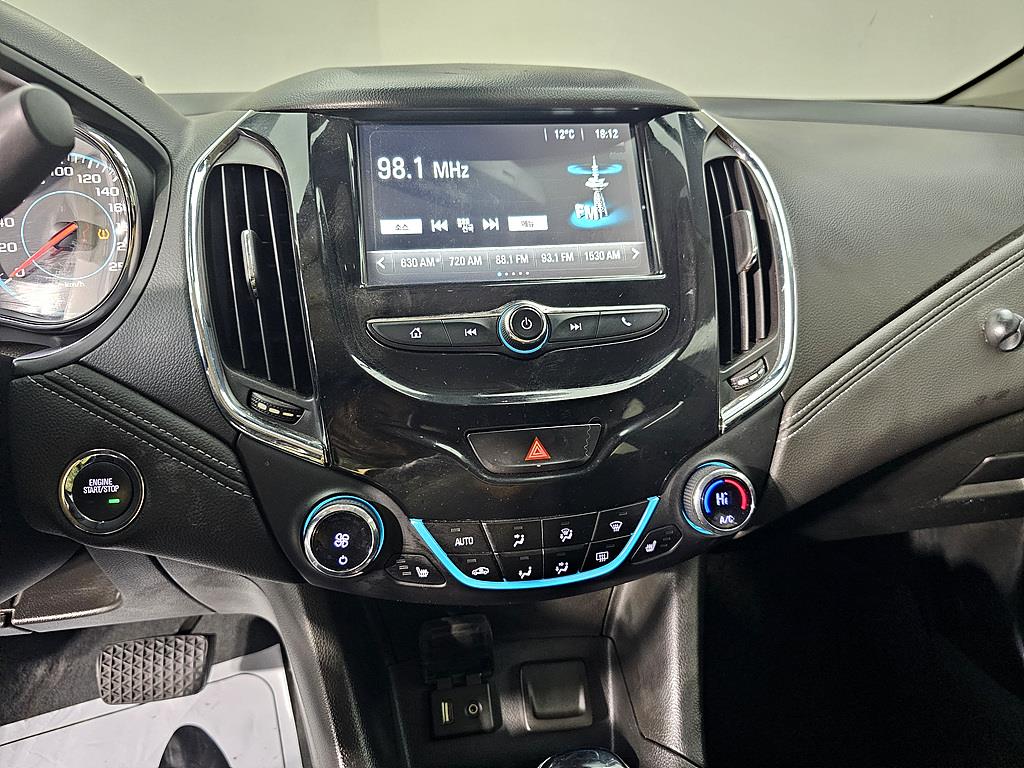 Chevrolet Cruise - Vista 12