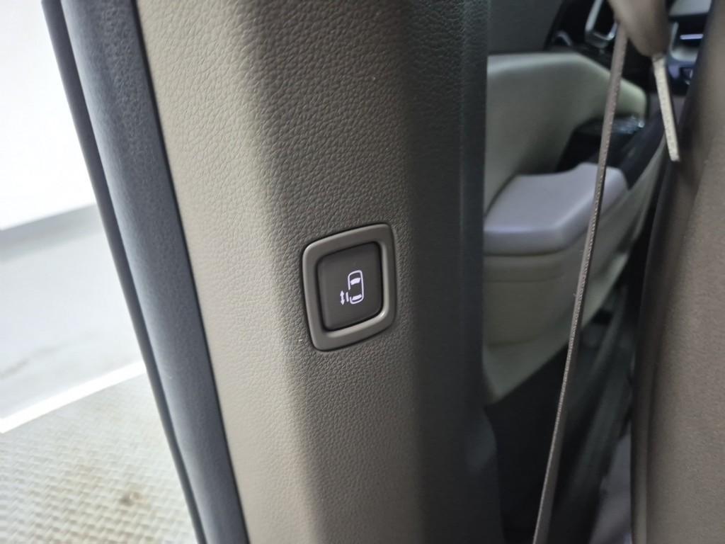 KIA Carnival - Vista 7