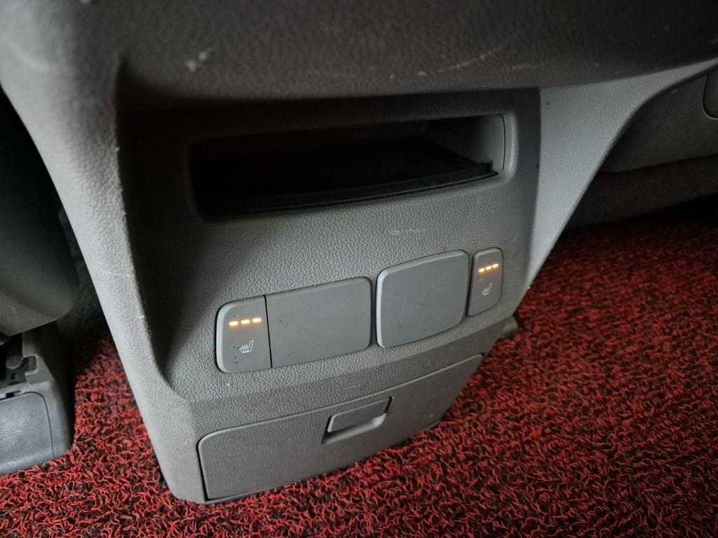 KIA Carnival 2016 Plateado - Importación desde Corea - HF Imports Iquique - Foto 19