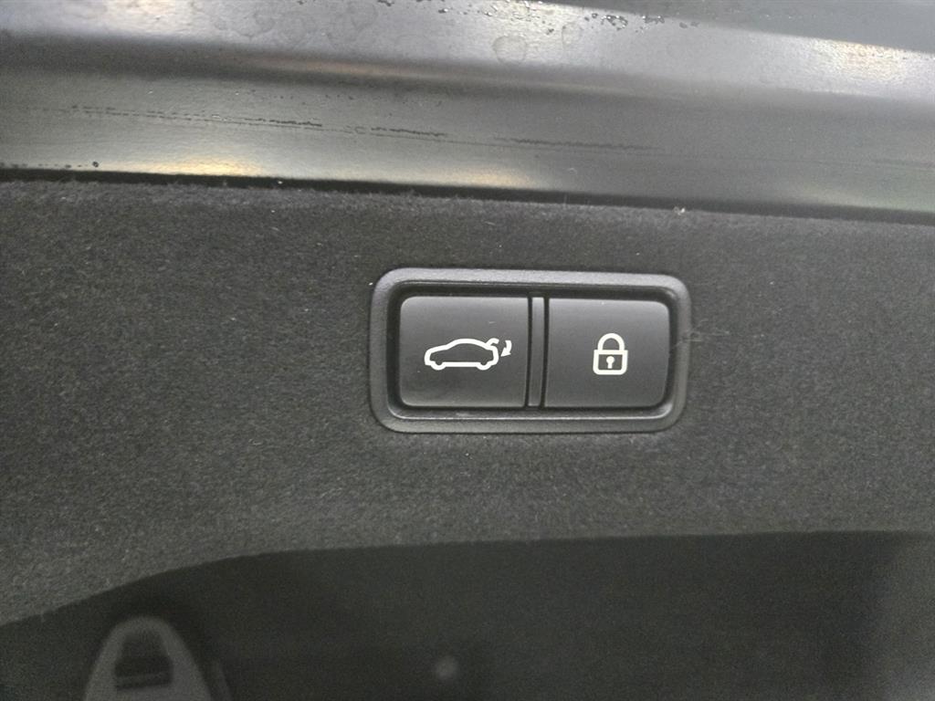 KIA K9 2015 Negro - Importación desde Corea - HF Imports Iquique - Foto 17