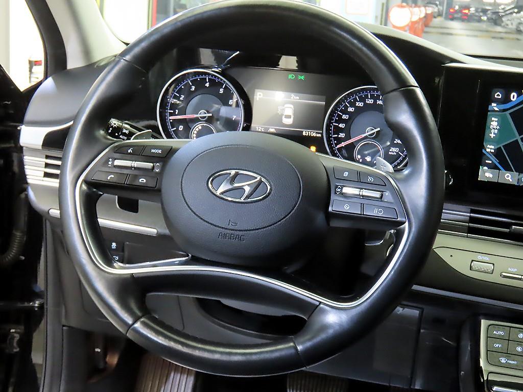 HYUNDAI Grandeur - Vista 8