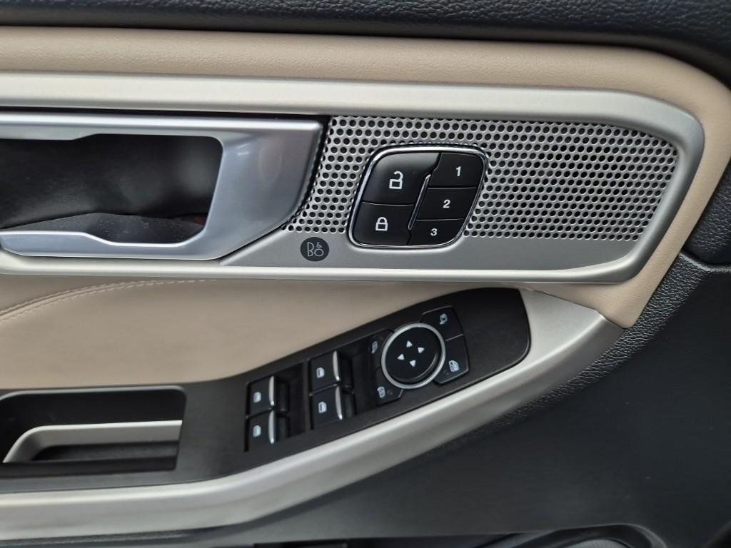 Ford Explorer 2023 Blanco - Importación desde Corea - HF Imports Iquique - Foto 18