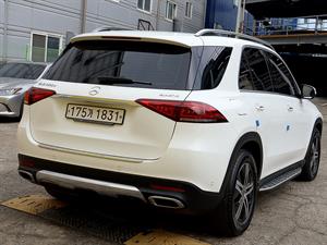 Mercedes Benz GLE Class - Vista 8