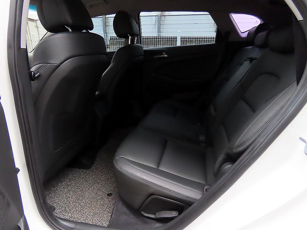 HYUNDAI Tucson - Vista 6