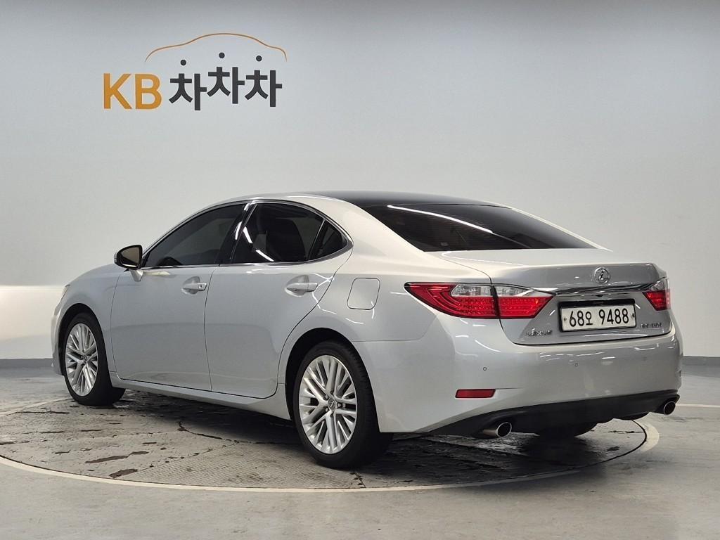 Lexus ES - Vista 2