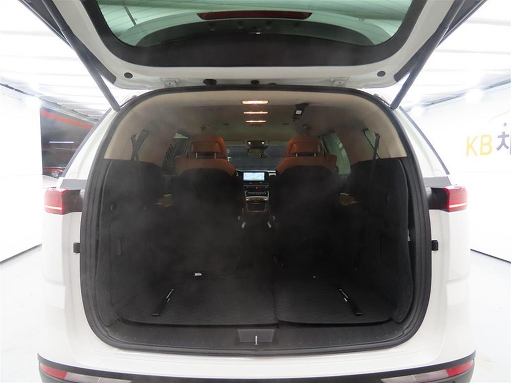 KIA Carnival 2023 Blanco - Importación desde Corea - HF Imports Iquique - Foto 17