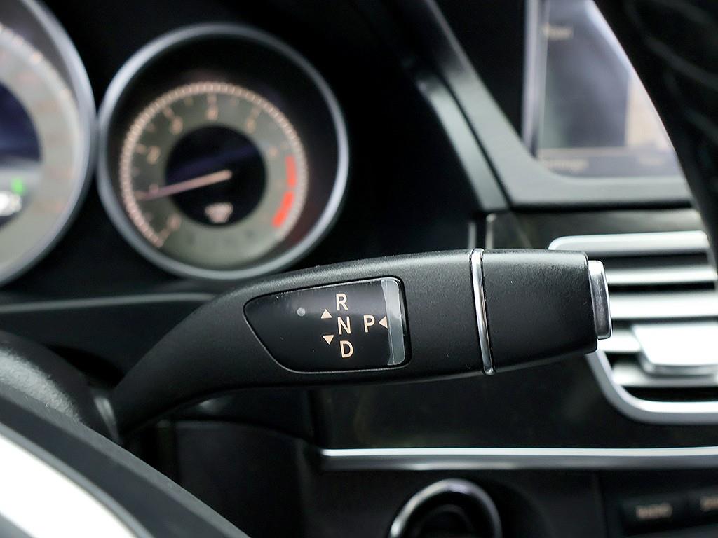 Mercedes Benz E class 2015 Blanco - Importación desde Corea - HF Imports Iquique - Foto 10