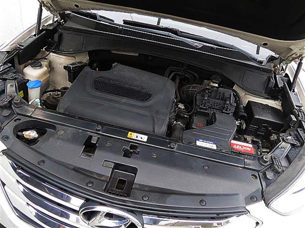 HYUNDAI Santa Fe 2015 Blanco - Importación desde Corea - HF Imports Iquique - Foto 10