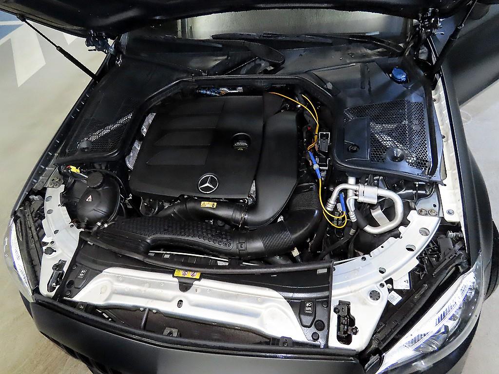 Mercedes Benz C Class 2020 Negro - Importación desde Corea - HF Imports Iquique - Foto 19