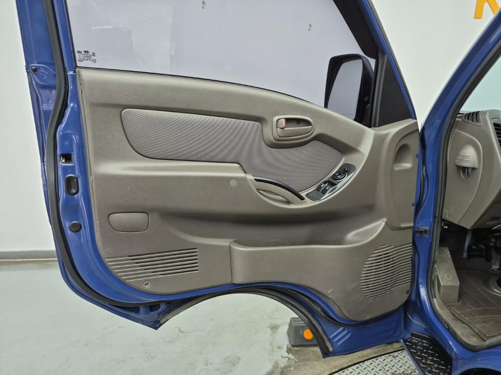 Small Truck Cargo (small) - Vista 12