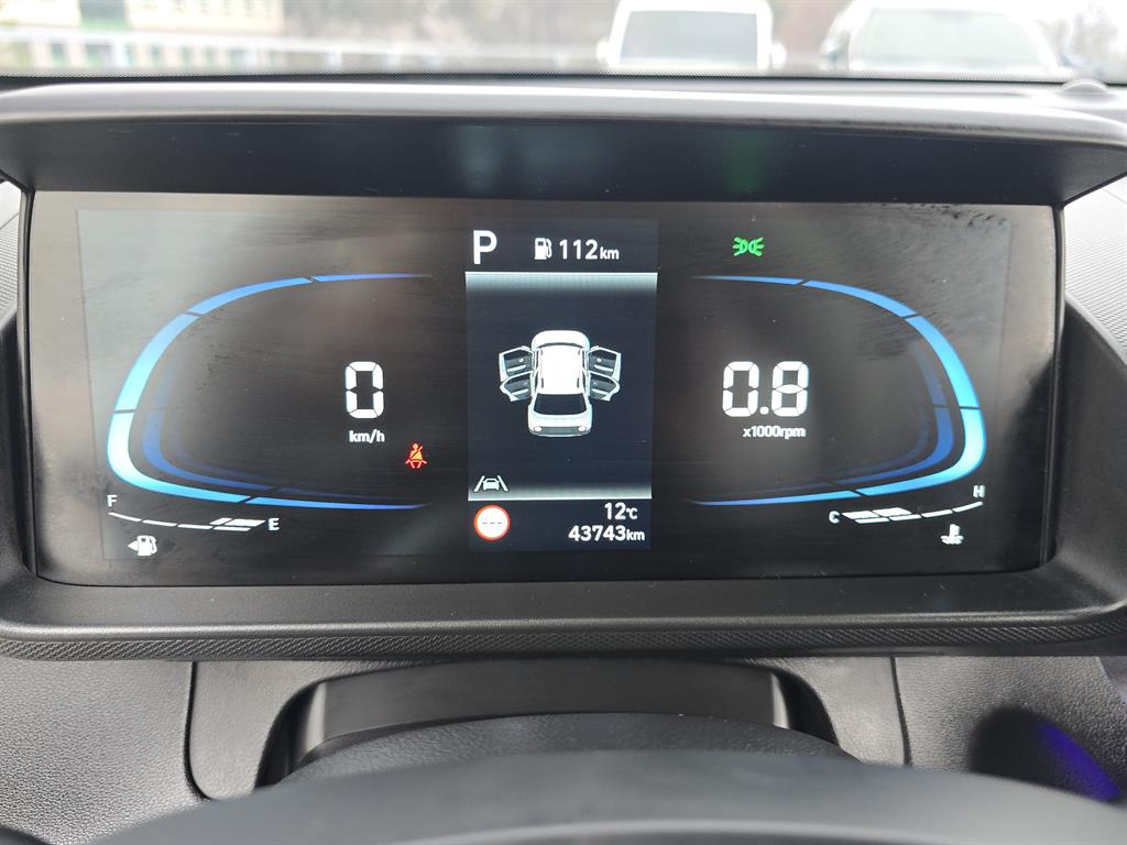 HYUNDAI Casper - Vista 12