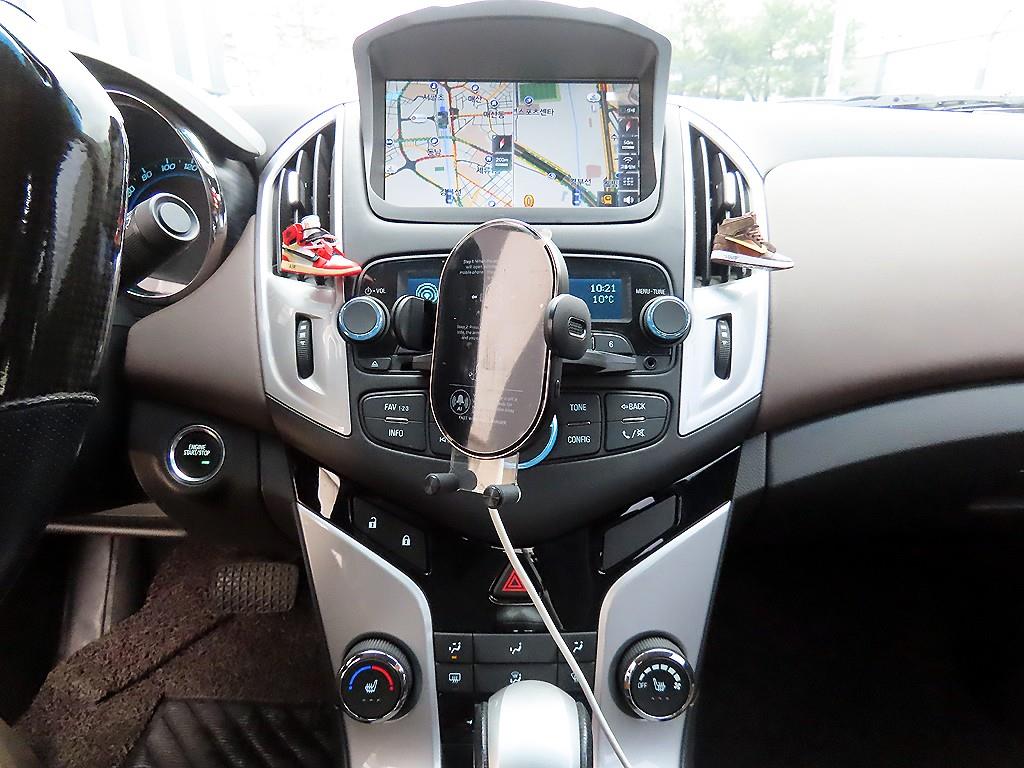 Chevrolet Cruise - Vista 12