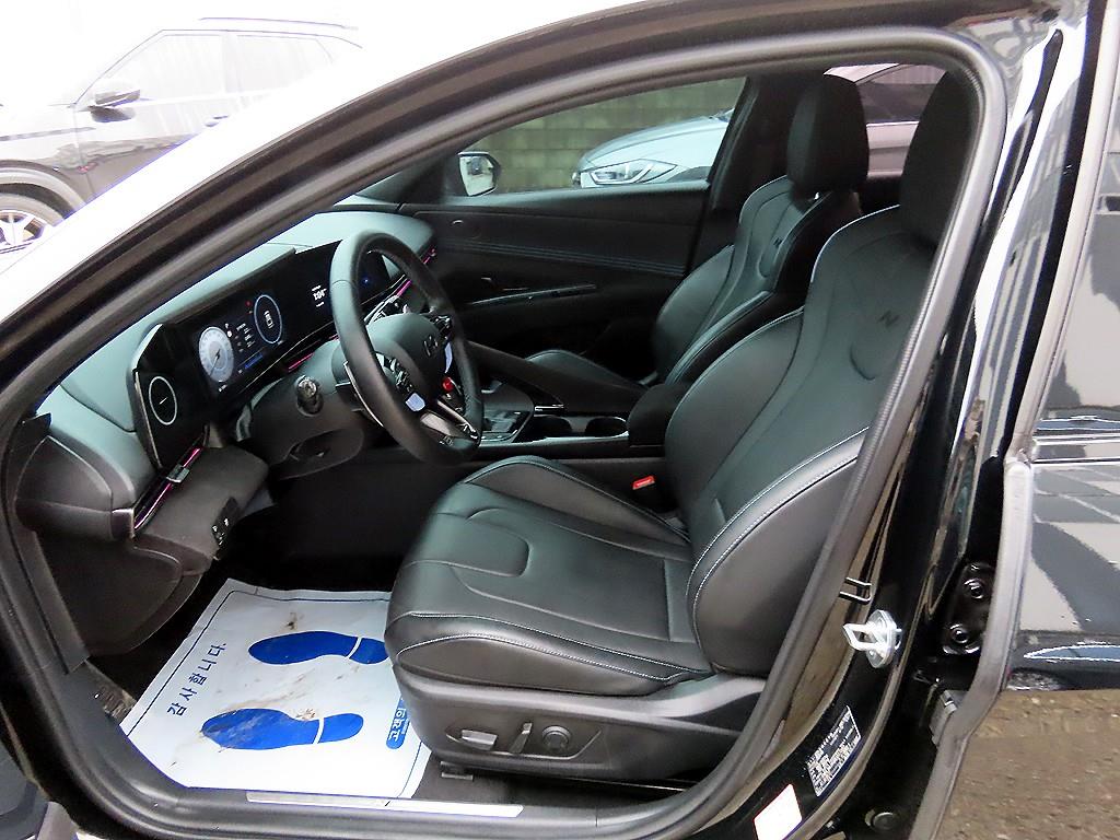 HYUNDAI Avante - Vista 5