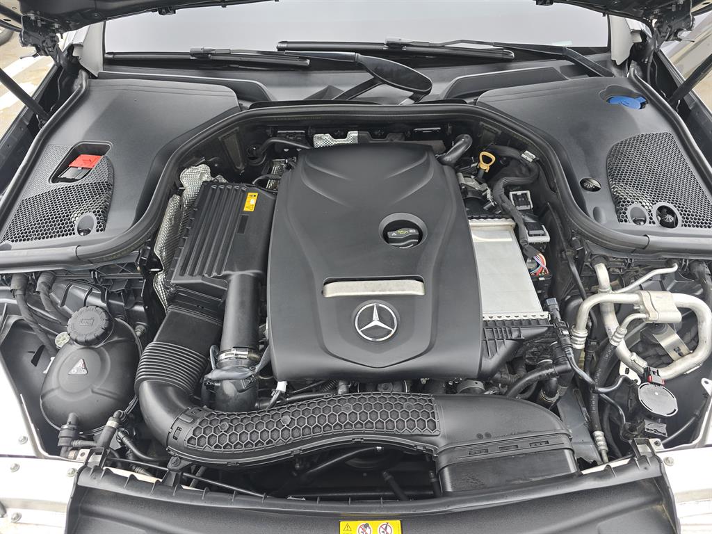 Mercedes Benz E class 2019 Gris - Importación desde Corea - HF Imports Iquique - Foto 20
