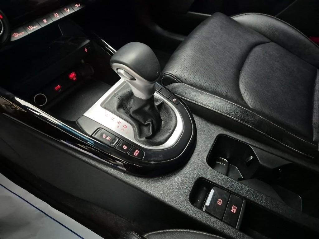 KIA K3 - Vista 8