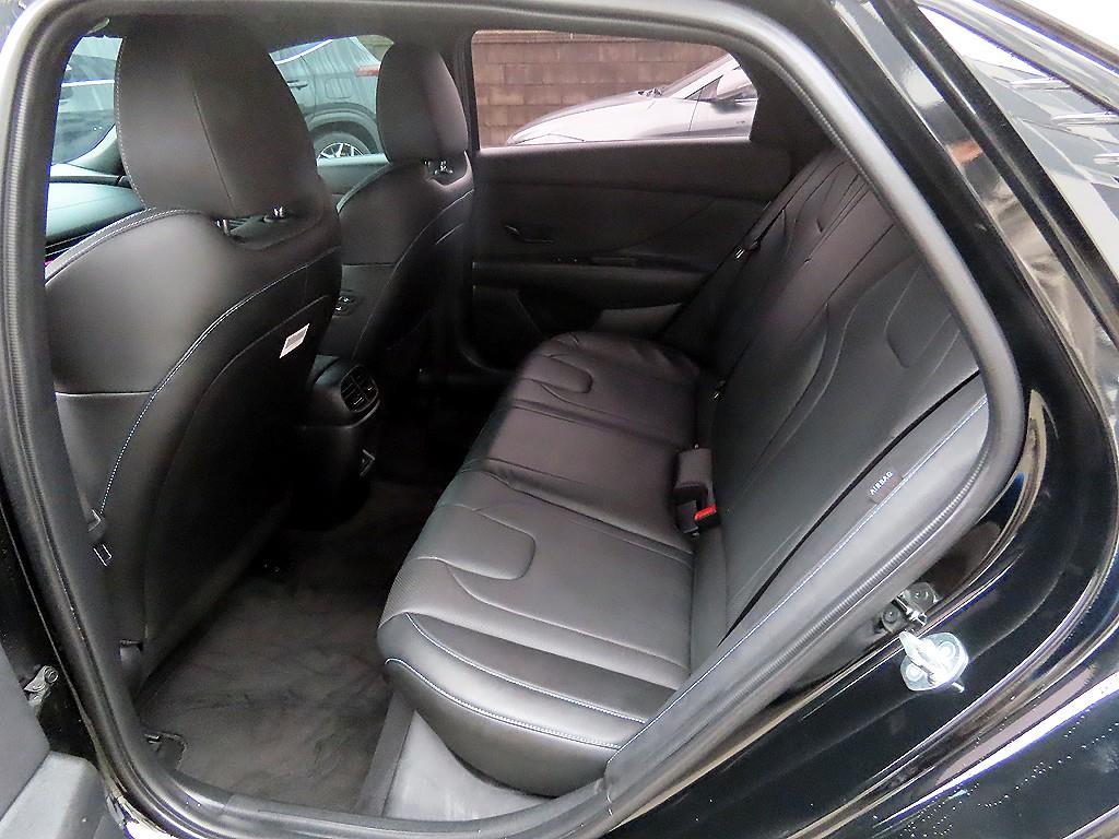 HYUNDAI Avante - Vista 6