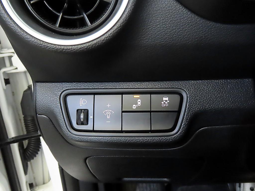 KIA K3 2022 Blanco - Importación desde Corea - HF Imports Iquique - Foto 18