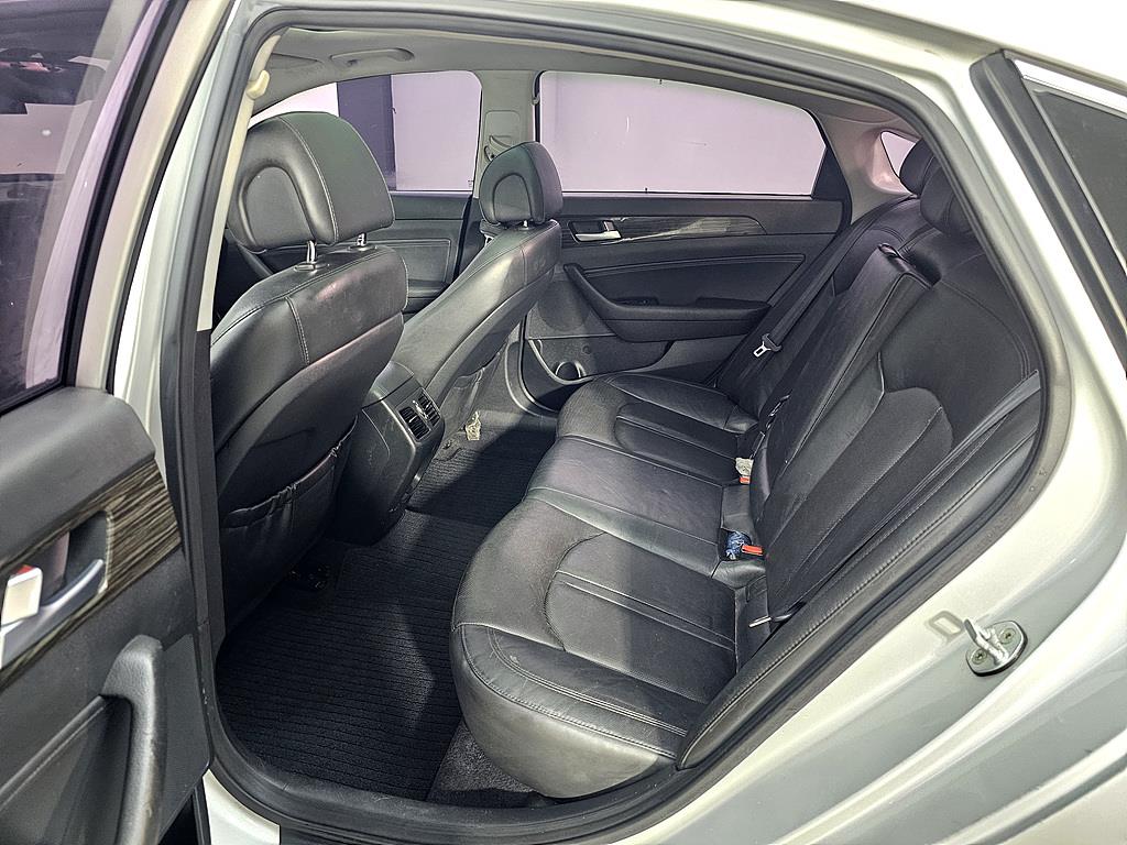 HYUNDAI Sonata - Vista 9