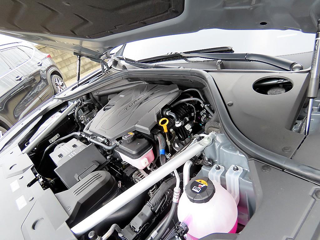 Genesis GV70 2026 Gris - Importación desde Corea - HF Imports Iquique - Foto 19