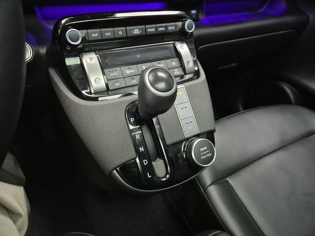 HYUNDAI Casper - Vista 8