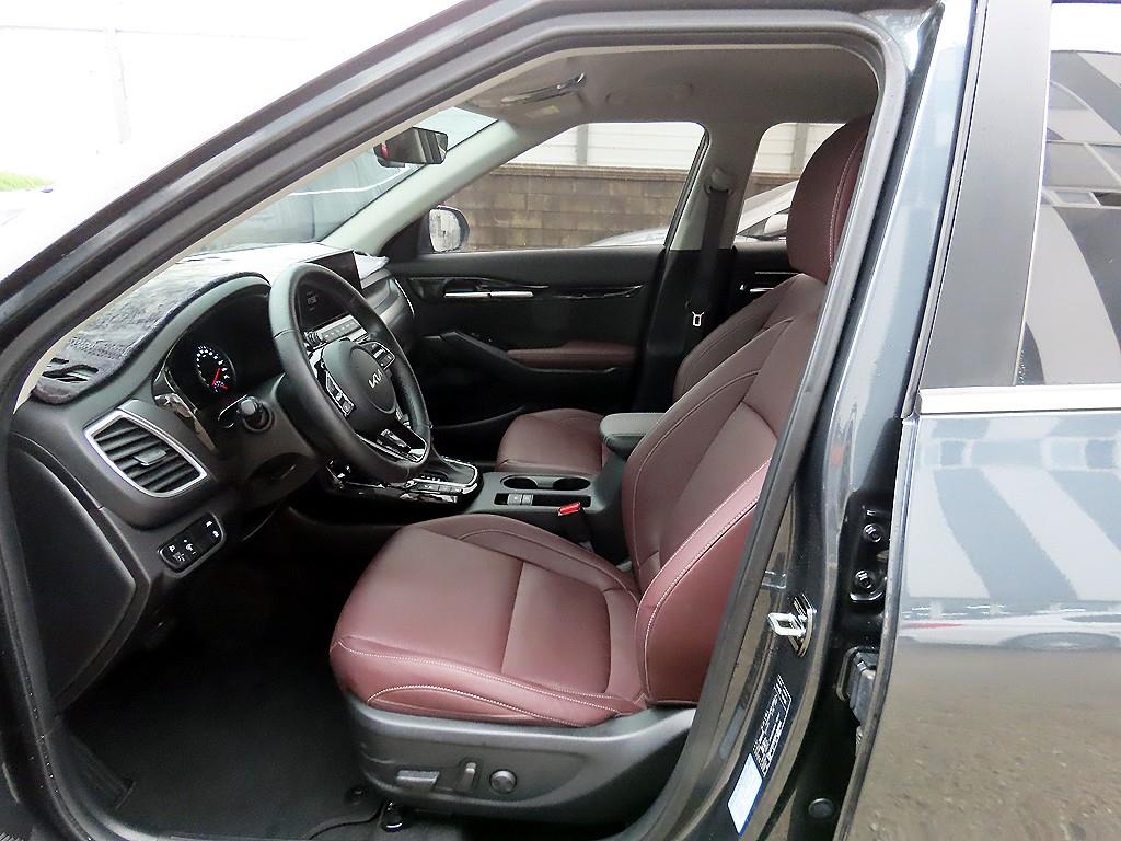 KIA Seltos - Vista 5