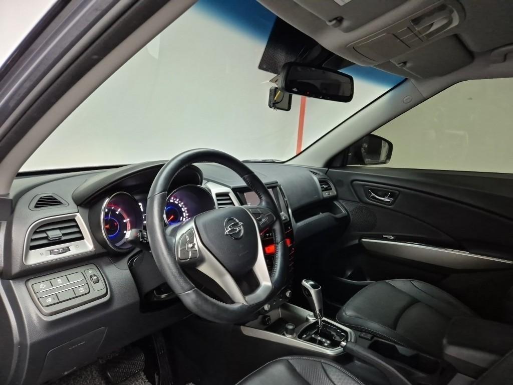 Ssangyong Tivoli - Vista 7