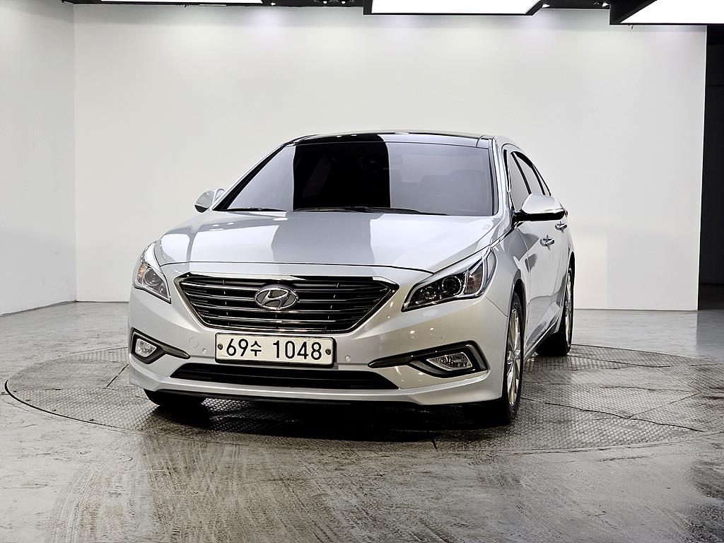 HYUNDAI Sonata - Vista 2