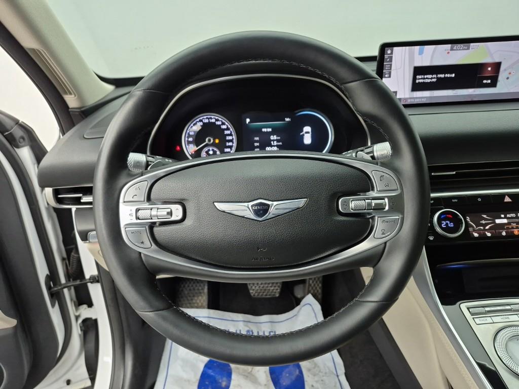 Genesis GV80 - Vista 9