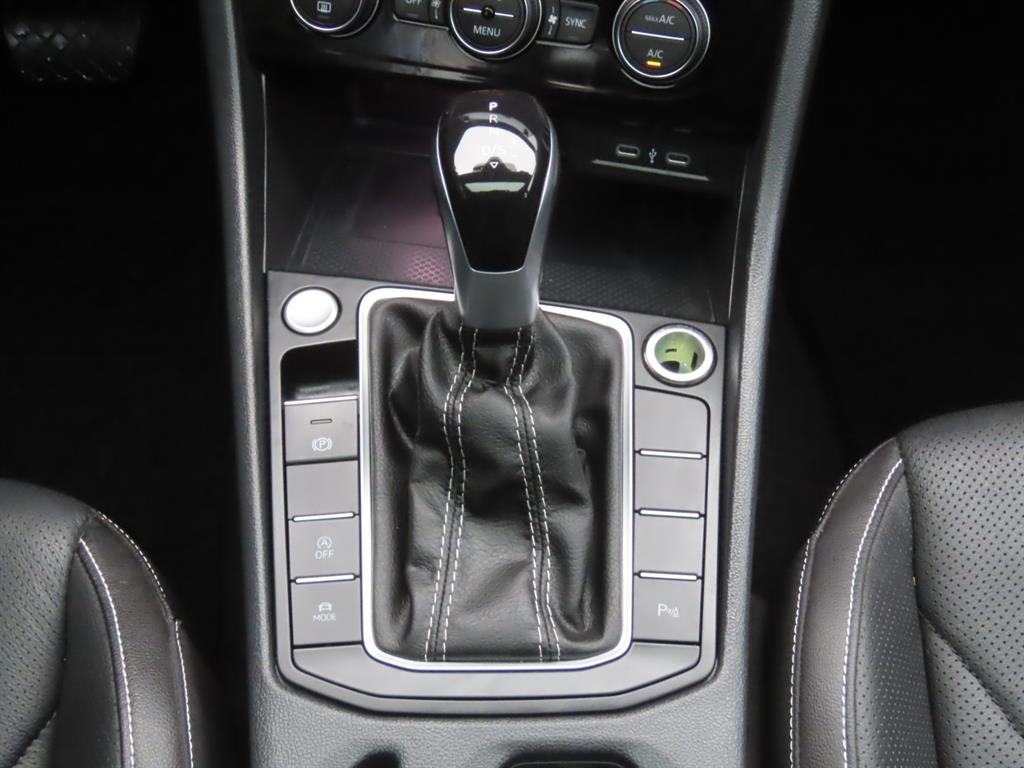 Volkswagen Jetta 2023 - Importación desde Corea - HF Imports Iquique - Foto 11