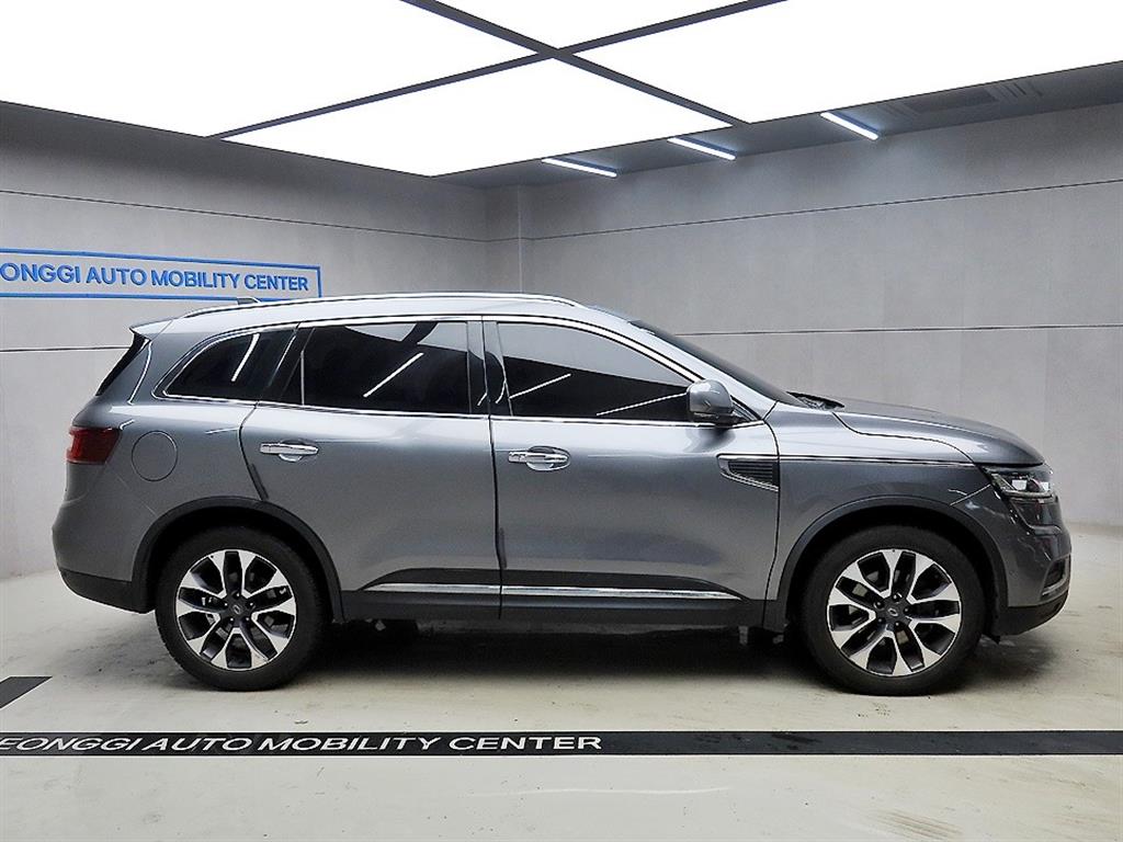 SAMSUNG QM6 - Vista 2