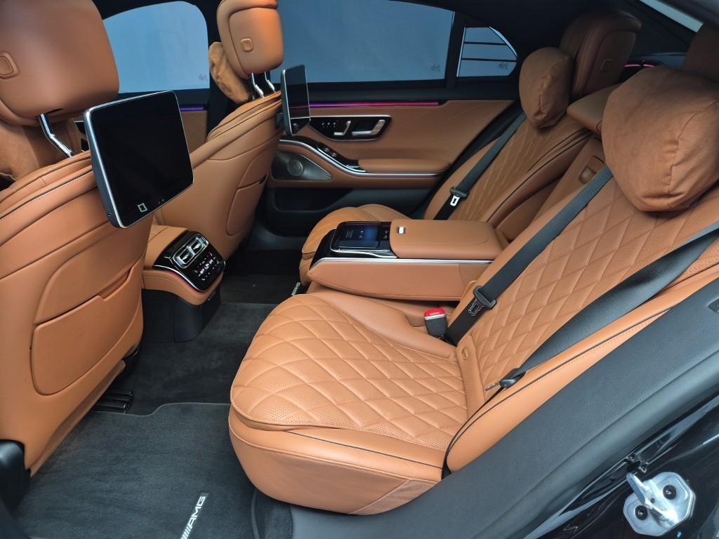 Mercedes Benz S Class - Vista 12