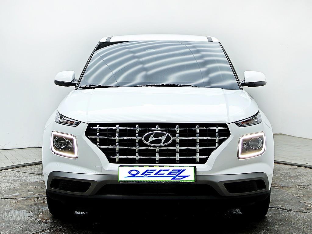 HYUNDAI Venue 2026 Blanco - Importación desde Corea - HF Imports Iquique - Foto 1