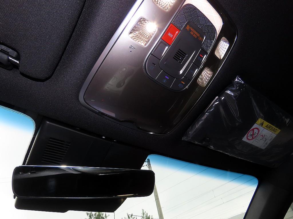 Genesis GV70 2026 Gris - Importación desde Corea - HF Imports Iquique - Foto 14