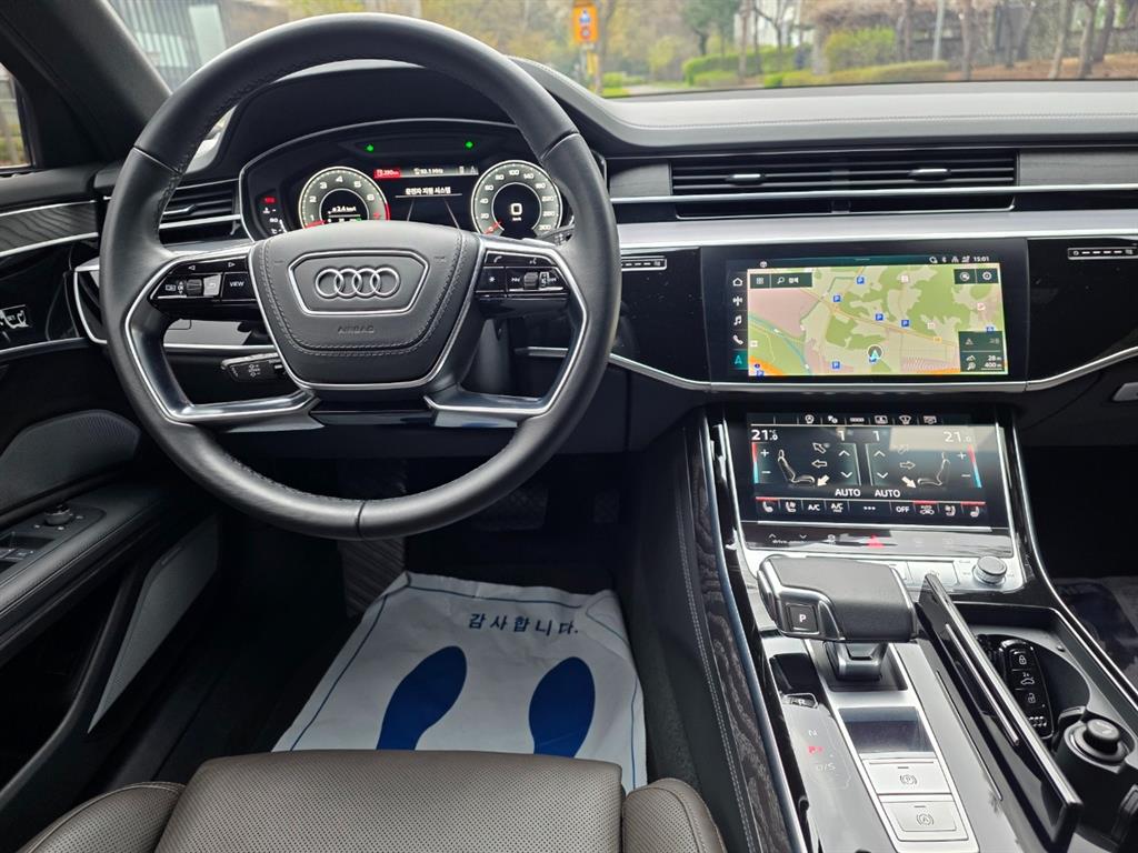 Audi A8 - Vista 11